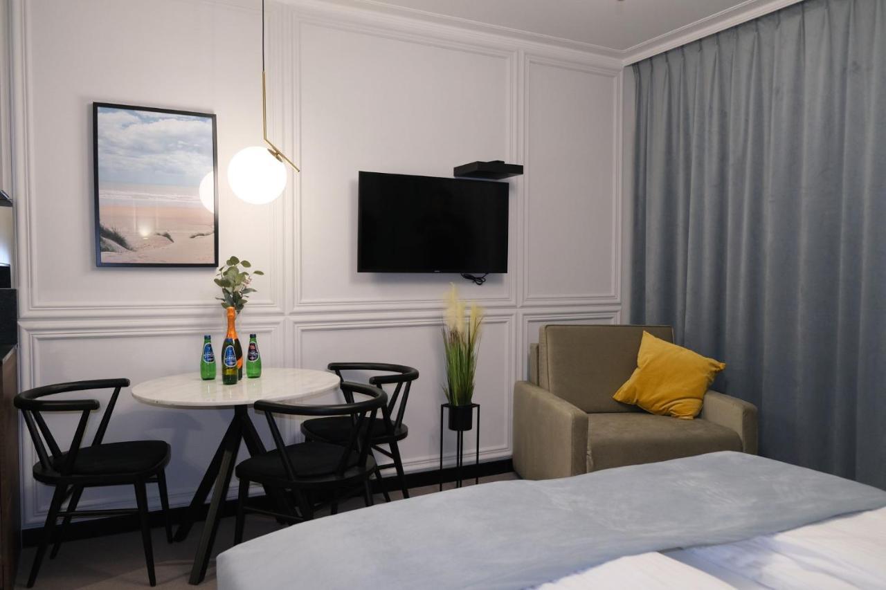 Blue Horizon Apartments シフィノウイシチェ エクステリア 写真
